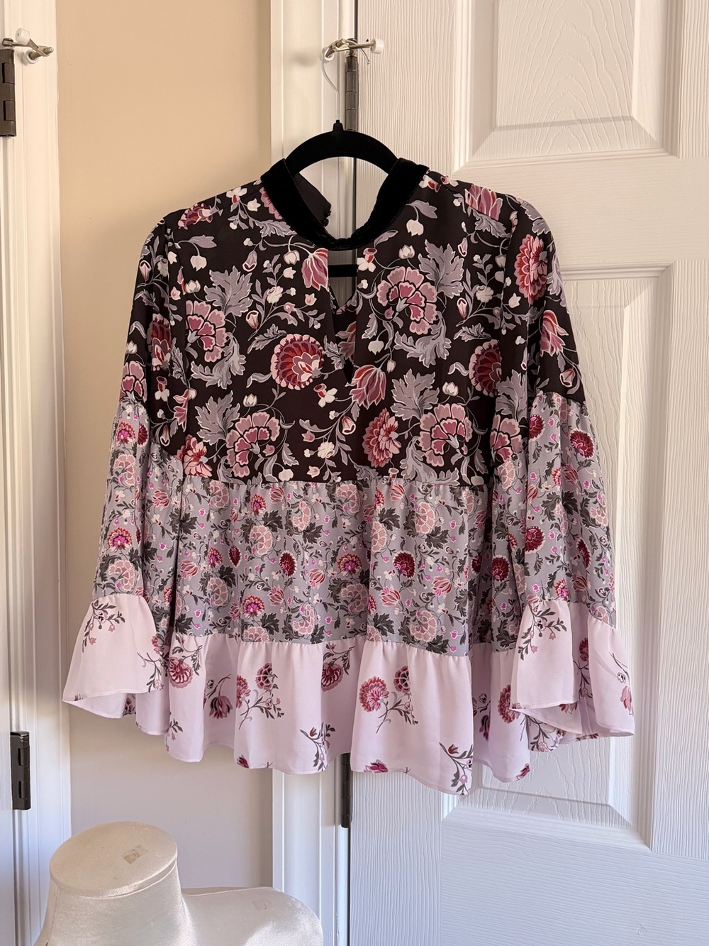 Floral Tiered Bell-Sleeve Blouse - Pink/Black